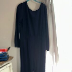 NWOT Elegant navy  Long Sleeve jumper pit is 26 stretchy very nice 😊